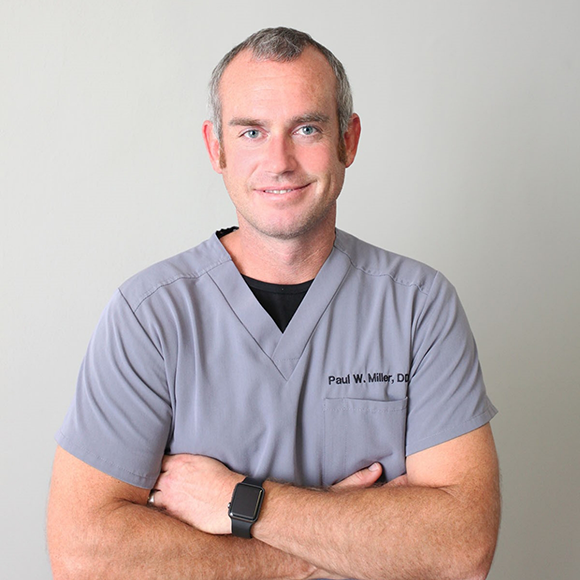 Altavista dentist Doctor Paul Miller